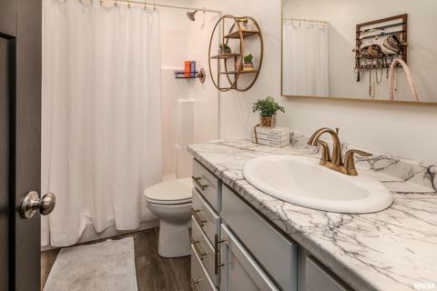 Tiny photo for 306 S PENNSYLVANIA Avenue, Carterville, IL 62918 (MLS # QC4268585)