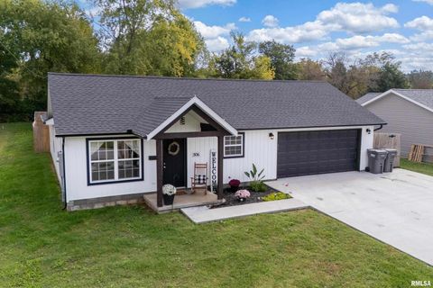 Tiny photo for 306 S PENNSYLVANIA Avenue, Carterville, IL 62918 (MLS # QC4268585)