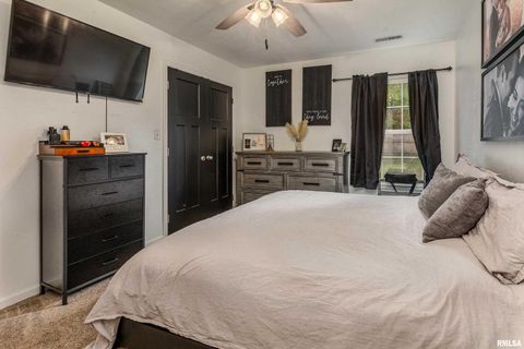 Tiny photo for 306 S PENNSYLVANIA Avenue, Carterville, IL 62918 (MLS # QC4268585)