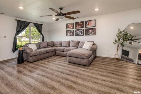 Tiny photo for 306 S PENNSYLVANIA Avenue, Carterville, IL 62918 (MLS # QC4268585)