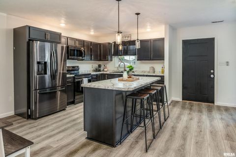 Tiny photo for 306 S PENNSYLVANIA Avenue, Carterville, IL 62918 (MLS # QC4268585)