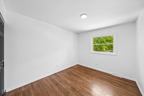 Tiny photo for 15209 Linden Drive, Oak Forest, IL 60452 (MLS # 12668711)