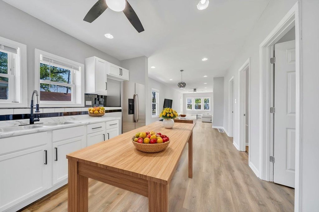 14631 Vincennes Road