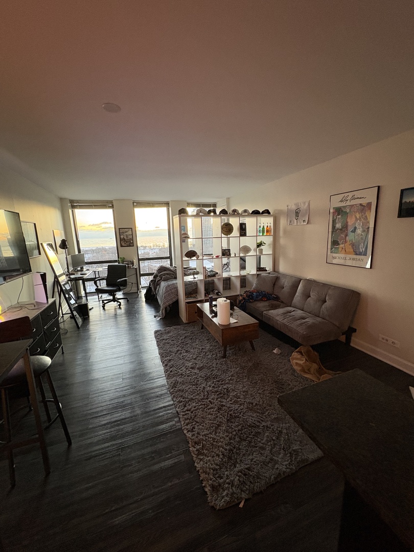 1660 N LaSalle Drive 1403