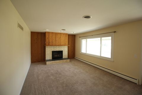 Tiny photo for 301 Oakdale Avenue, Normal, IL 61761 (MLS # 12594371)