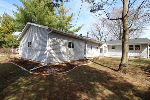 Tiny photo for 301 Oakdale Avenue, Normal, IL 61761 (MLS # 12594371)