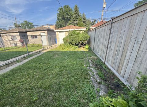 Tiny photo for 1733 N Oak Park Avenue, Chicago, IL 60707 (MLS # 12436540)