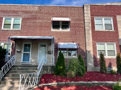 Photo of 1733 N Oak Park Avenue, Chicago, IL 60707 (MLS # 12436540)