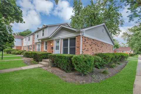 Tiny photo for 4018 Oxford Court, Streamwood, IL 60107 (MLS # 12411471)