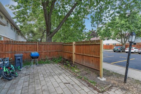 Tiny photo for 4018 Oxford Court, Streamwood, IL 60107 (MLS # 12411471)