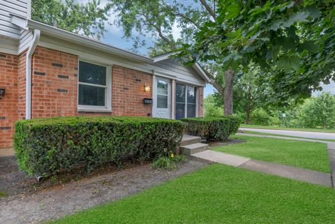 Tiny photo for 4018 Oxford Court, Streamwood, IL 60107 (MLS # 12411471)