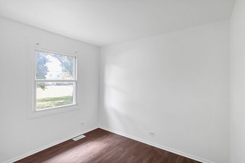 Tiny photo for 4018 Oxford Court, Streamwood, IL 60107 (MLS # 12411471)