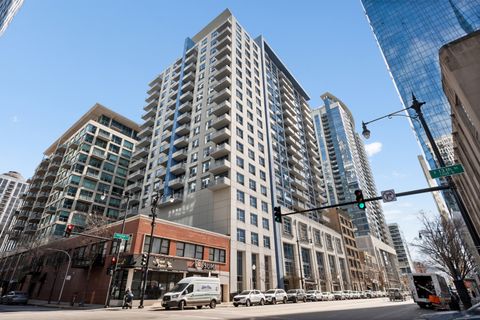 Photo of 1305 S MICHIGAN Avenue #1708, Chicago, IL 60605 (MLS # 12580136)