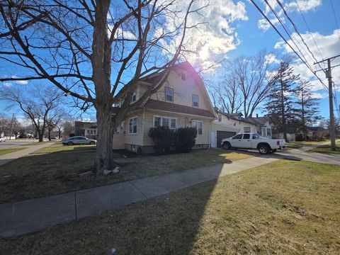 Tiny photo for 674 N Liberty Street, Elgin, IL 60120 (MLS # 12602859)