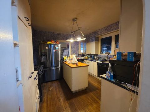 Tiny photo for 674 N Liberty Street, Elgin, IL 60120 (MLS # 12602859)