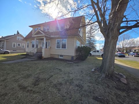 Tiny photo for 674 N Liberty Street, Elgin, IL 60120 (MLS # 12602859)