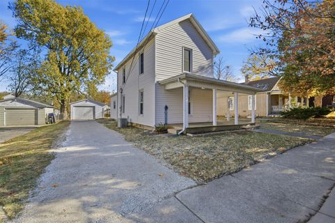 Tiny photo for 1006 S East Street, Bloomington, IL 61701 (MLS # 12515442)