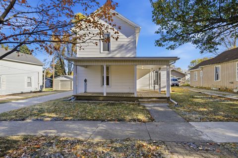 Tiny photo for 1006 S East Street, Bloomington, IL 61701 (MLS # 12515442)