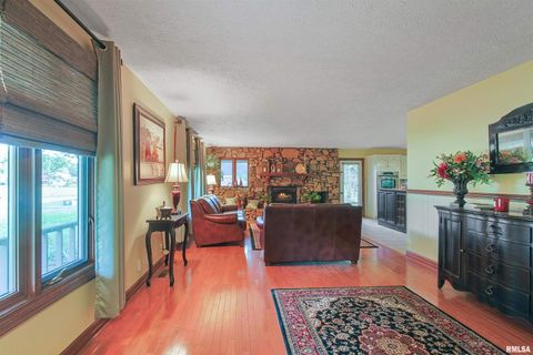 Tiny photo for 15 WHITE OAK Lane, Metropolis, IL 62960 (MLS # EB459996)