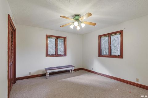 Tiny photo for 15 WHITE OAK Lane, Metropolis, IL 62960 (MLS # EB459996)