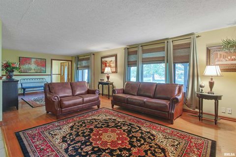 Tiny photo for 15 WHITE OAK Lane, Metropolis, IL 62960 (MLS # EB459996)