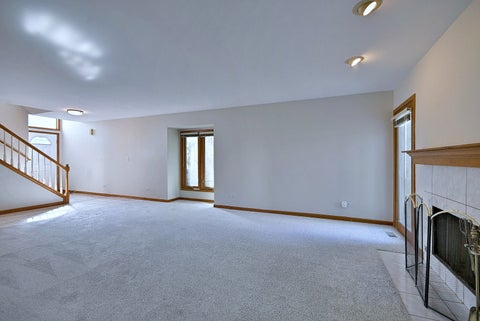 Tiny photo for 148 Schiller Square, Itasca, IL 60143 (MLS # 12692355)