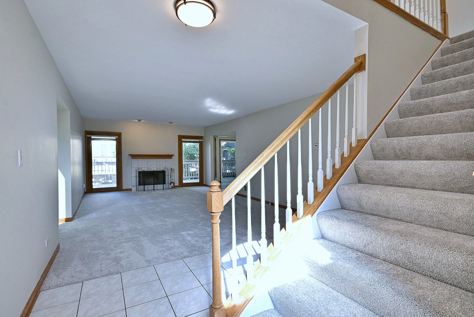 148 Schiller Square