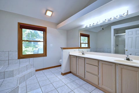 Tiny photo for 148 Schiller Square, Itasca, IL 60143 (MLS # 12692355)