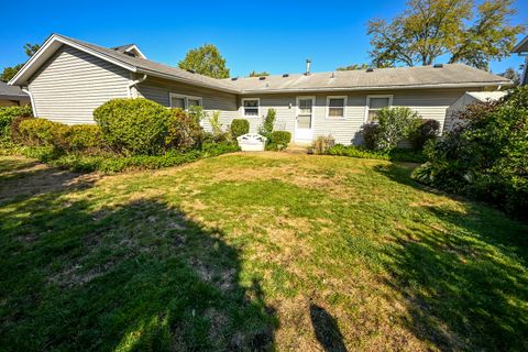 Tiny photo for Elk Grove Village, IL 60007 (MLS # 12490211)