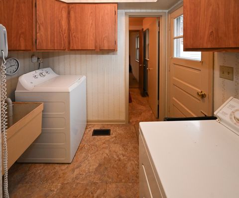 Tiny photo for Elk Grove Village, IL 60007 (MLS # 12490211)