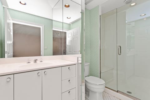 Tiny photo for 22 Regent Wood Road, Northfield, IL 60093 (MLS # 12639571)