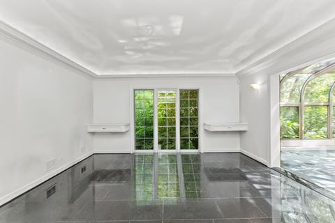 Tiny photo for 22 Regent Wood Road, Northfield, IL 60093 (MLS # 12639571)