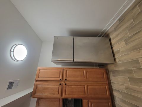 Tiny photo for 1 Oak Creek Drive #1308, Buffalo Grove, IL 60089 (MLS # 12553331)