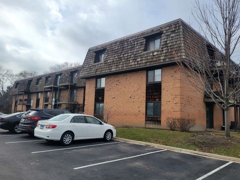 Tiny photo for 1 Oak Creek Drive #1308, Buffalo Grove, IL 60089 (MLS # 12553331)