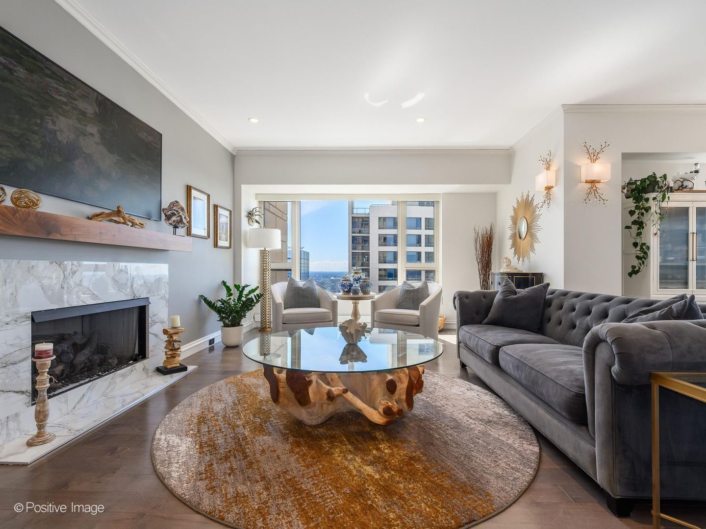 800 N Michigan Avenue 4703