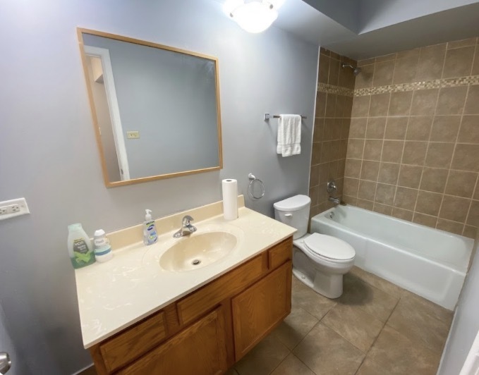 5739 129th Street 1B