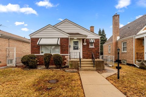 Photo of 5251 S Hamlin Avenue, Chicago, IL 60632 (MLS # 12586214)