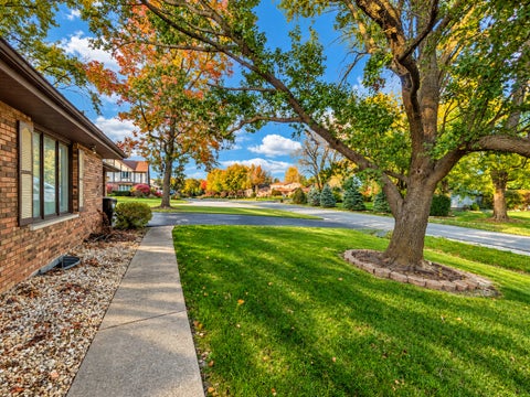 Tiny photo for 24732 S Mulberry Lane, Crete, IL 60417 (MLS # 12794806)