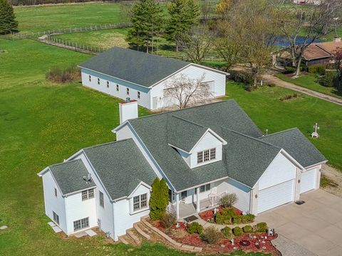 Photo of 41604 N Hunt Club Road, Wadsworth, IL 60083 (MLS # 12617879)