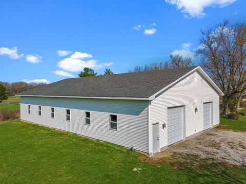 Tiny photo for 41604 N Hunt Club Road, Wadsworth, IL 60083 (MLS # 12617879)