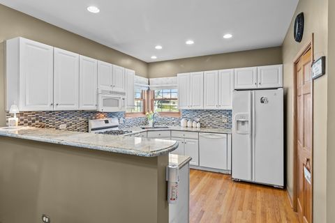 Tiny photo for 41604 N Hunt Club Road, Wadsworth, IL 60083 (MLS # 12617879)