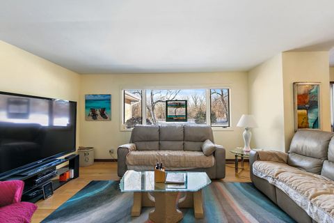 Tiny photo for 4917 Wayside Drive, McHenry, IL 60051 (MLS # 12557476)