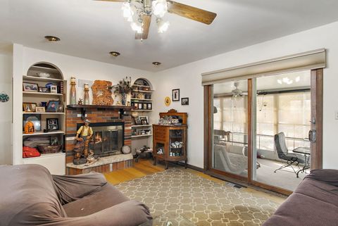 Tiny photo for 4917 Wayside Drive, McHenry, IL 60051 (MLS # 12557476)