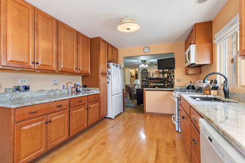 Tiny photo for 4917 Wayside Drive, McHenry, IL 60051 (MLS # 12557476)