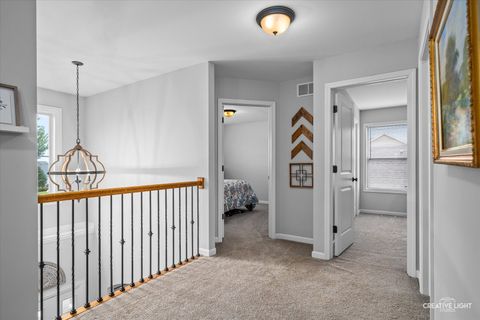 Tiny photo for 957 N Carly Circle, Yorkville, IL 60560 (MLS # 12464244)