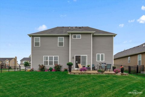 Tiny photo for 957 N Carly Circle, Yorkville, IL 60560 (MLS # 12464244)