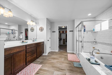 Tiny photo for 957 N Carly Circle, Yorkville, IL 60560 (MLS # 12464244)