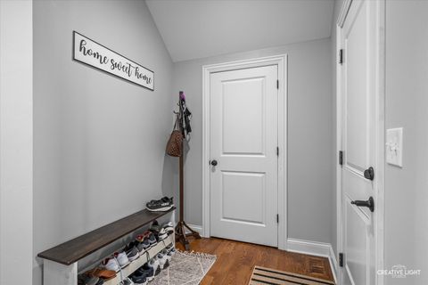 Tiny photo for 957 N Carly Circle, Yorkville, IL 60560 (MLS # 12464244)