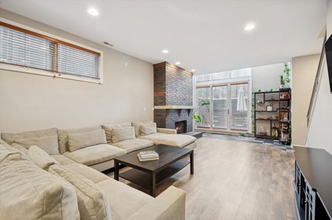 Tiny photo for 1407 N Campbell Avenue #1, Chicago, IL 60622 (MLS # 12566348)