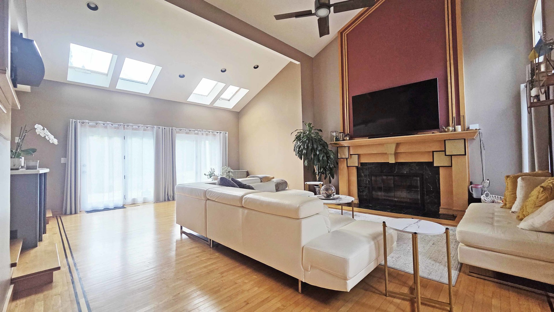2 Westwind Court